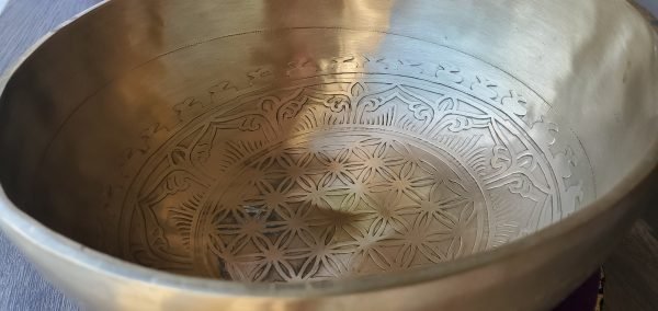 8" Flower of Life Singing Bowl - Image 2