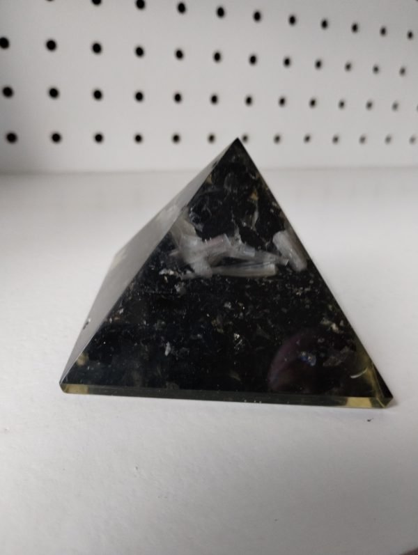 Black Tourmaline Eye of Horus Orgonite Pyramid 3" - Image 2