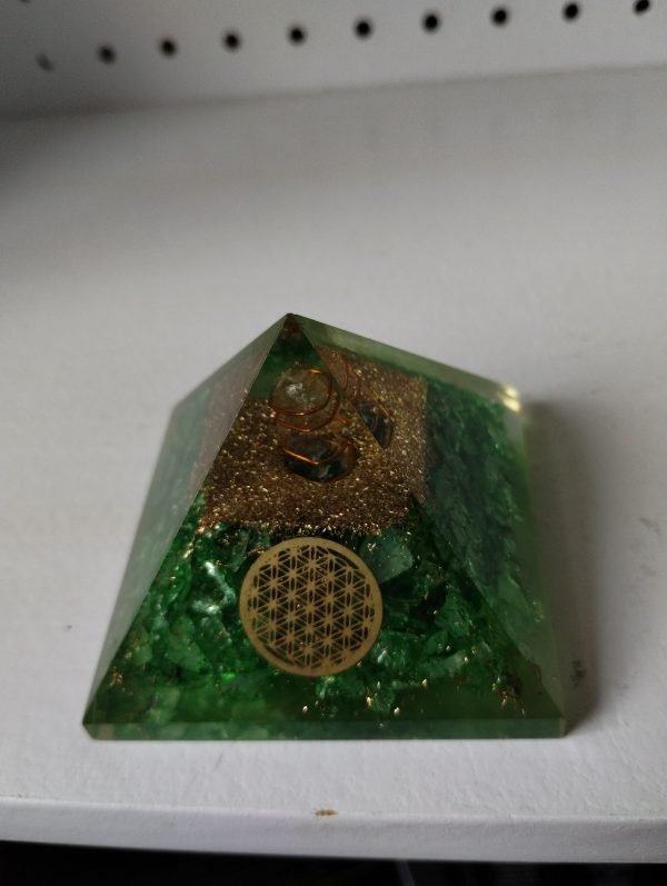 Green Onyx Seed of Life Orgonite Pyramid 3" - Image 5