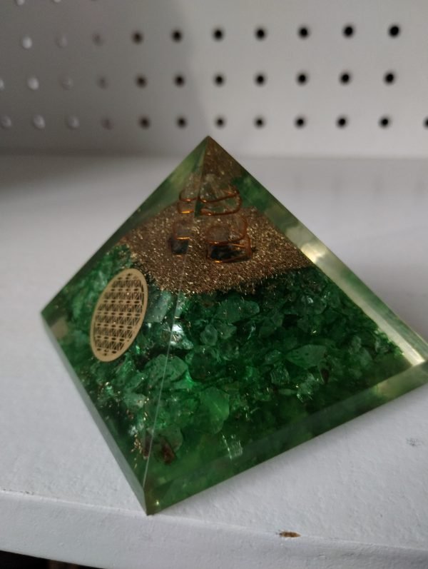 Green Onyx Seed of Life Orgonite Pyramid 3" - Image 2