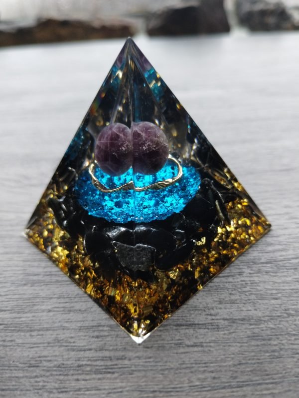 Amethyst Shungite Orgonite Pyramid