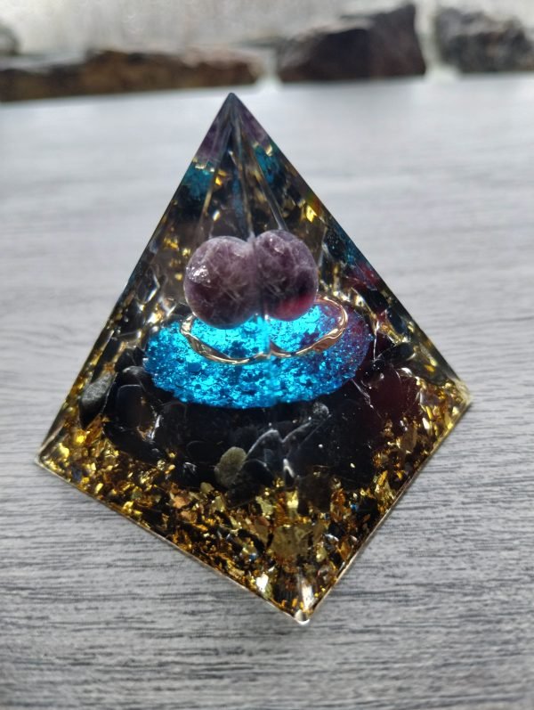 Amethyst Shungite Orgonite Pyramid - Image 3