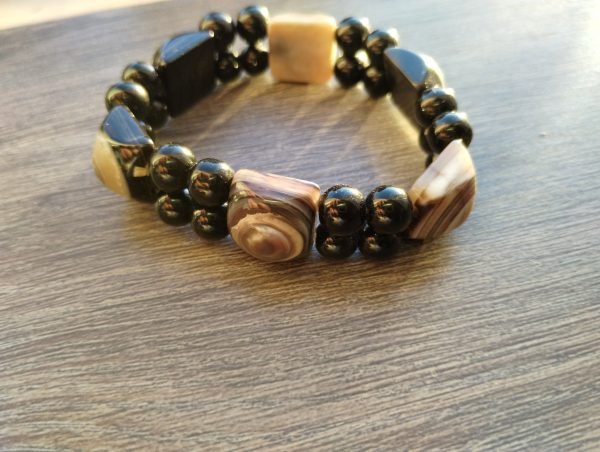 Onyx double strand bracelet - Image 3